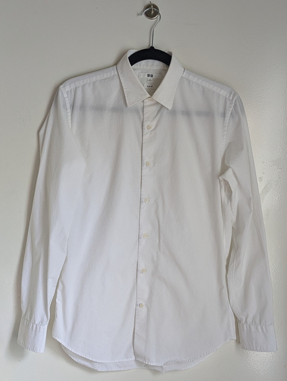 Uniqlo Slim Fit Men's White Button Up Dress Shirt Small
